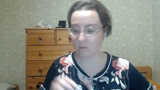 Snapshot of Smart_Rose chatting on April 7, 2026, 7:26 pm Smart Rose online show from April 7, 2026, 7:26 pm