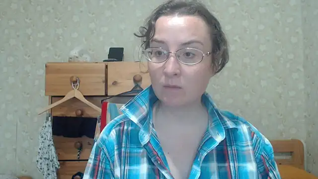 Snapshot of Smart_Rose chatting on May 21, 2026, 4:15 pm Smart Rose online show from May 21, 2026, 4:15 pm