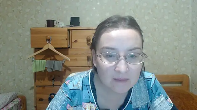 Snapshot of Smart_Rose chatting on March 3, 2026, 5:53 pm Smart Rose online show from March 3, 2026, 5:53 pm