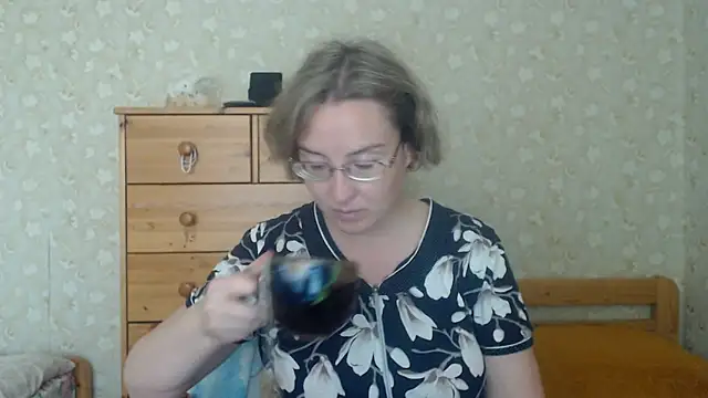 Snapshot of Smart_Rose chatting on July 19, 2026, 1:08 pm Smart Rose online show from July 19, 2026, 1:08 pm