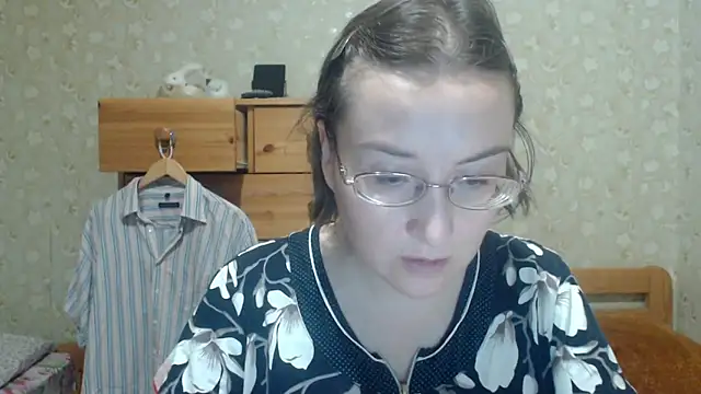 Snapshot of Smart_Rose chatting on March 16, 2026, 7:49 pm Smart Rose online show from March 16, 2026, 7:49 pm