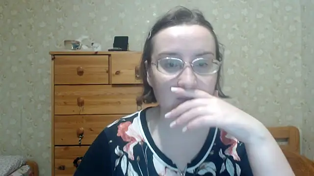 Snapshot of Smart_Rose chatting on March 28, 2026, 6:42 pm Smart Rose online show from March 28, 2026, 6:42 pm