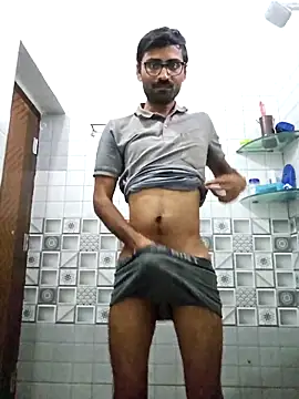 krishna8035 online show from January 18, 2026, 6:28 am