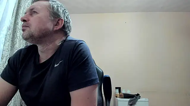 Snapshot of SanFrantsisko chatting on February 4, 2026, 9:32 pm SanFrantsisko online show from February 4, 2026, 9:32 pm