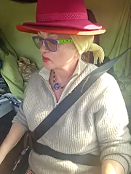 MucMilf59 online show from March 22, 2026, 9:33 am