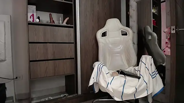 Snapshot of infinitysex1 chatting on February 22, 2025, 1:00 am infinitysex1 online show from February 22, 2025, 1:00 am