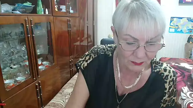 Snapshot of JenaCheim chatting on October 28, 2025, 6:12 am JenaCheim online show from October 28, 2025, 6:12 am