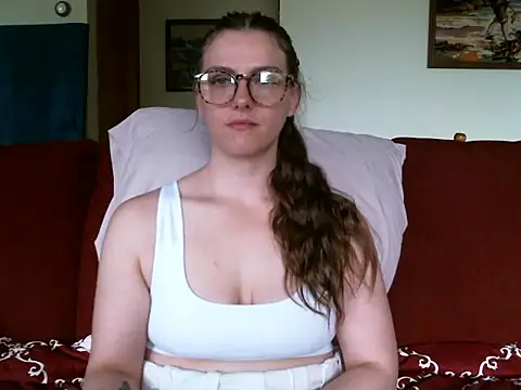 Snapshot of katie_kitten38 chatting on June 2, 2026, 1:22 pm katie kitten38 online show from June 2, 2026, 1:22 pm
