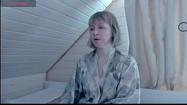 I AM MILF online show from March 3, 2025, 8:08 am