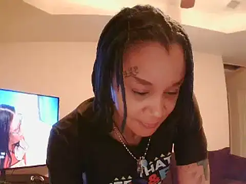 Snapshot of EnticingAaliyah chatting on March 10, 2025, 3:30 pm EnticingAaliyah online show from March 10, 2025, 3:30 pm