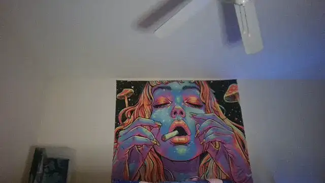 Snapshot of EnticingAaliyah chatting on November 20, 2025, 12:44 am EnticingAaliyah online show from November 20, 2025, 12:44 am