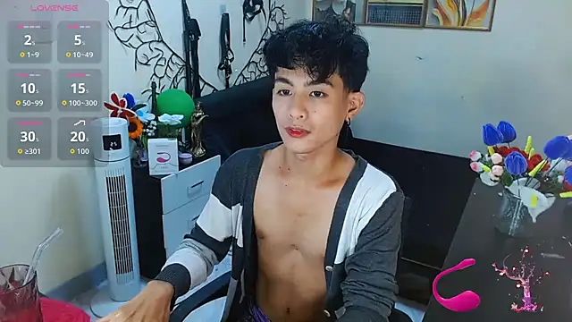 WildestTwink online show from October 25, 2025, 6:52 pm