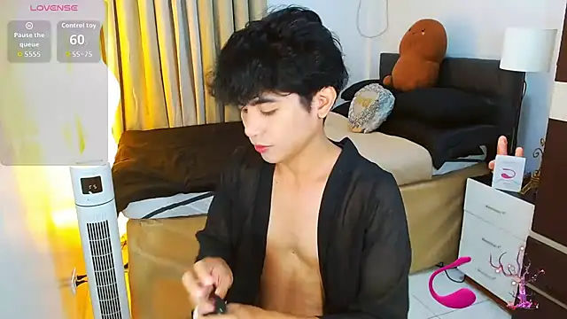 WildestTwink online show from March 6, 2026, 3:51 pm