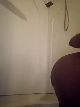 Xochillovemoney2 online show from April 7, 2026, 8:16 am