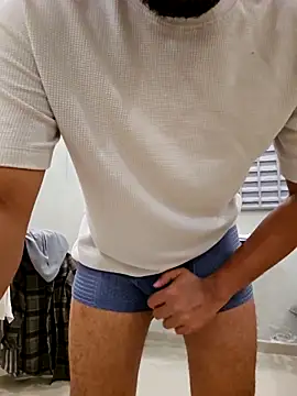 shakir12340 online show from November 27, 2025, 6:52 pm