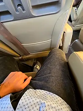 shakir12340 online show from September 11, 2025, 3:23 pm