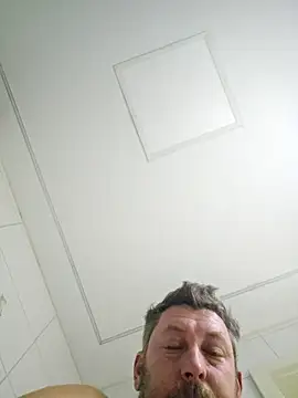 Snapshot of ktmtom247 chatting on November 19, 2025, 3:28 am ktmtom247 online show from November 19, 2025, 3:28 am