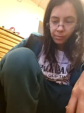 rposhta1991 online show from December 3, 2025, 6:47 am