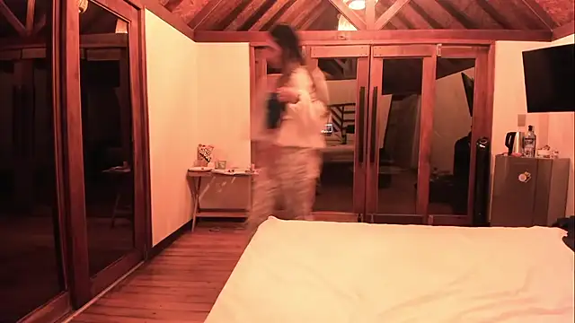 Fallengangel online show from February 4, 2025, 2:39 am