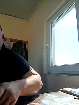 Nik2806 online show from May 6, 2026, 12:53 pm