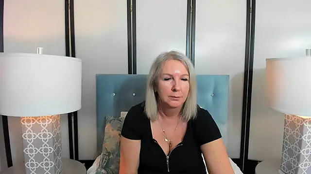 EricaTop online show from March 3, 2025, 4:47 pm