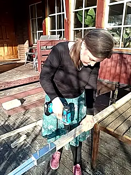 SwedishJennifer online show from April 12, 2026, 3:15 pm