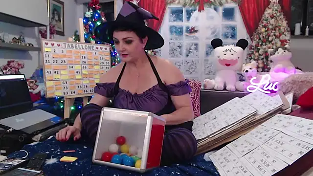 Snapshot of lucillabollente chatting on January 6, 2026, 5:39 pm lucillabollente online show from January 6, 2026, 5:39 pm