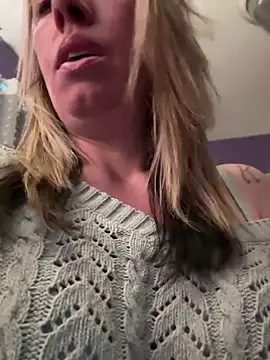 Snapshot of _NinaLuvSins_ chatting on February 23, 2026, 5:13 pm NinaLuvSins online show from February 23, 2026, 5:13 pm