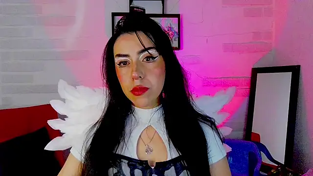 sky girl1 online show from October 25, 2025, 5:39 am