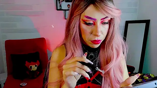 sky girl1 online show from October 3, 2025, 2:40 pm