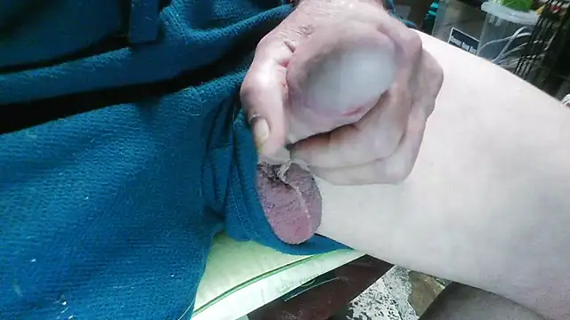 russtee online show from March 4, 2026, 7:32 pm