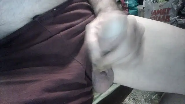 Snapshot of russtee chatting on November 8, 2025, 8:01 pm russtee online show from November 8, 2025, 8:01 pm