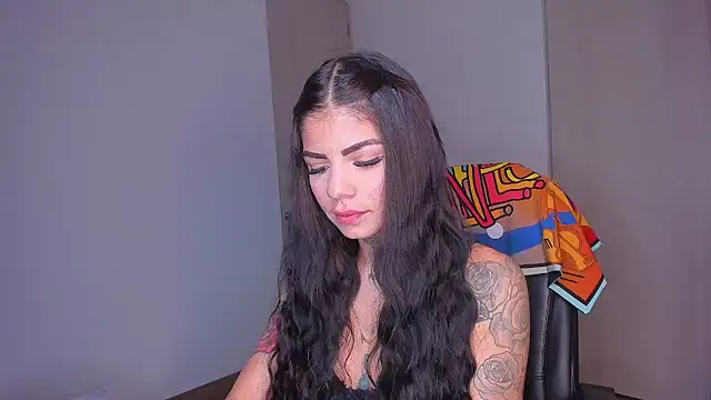 Snapshot of Lisegg_ chatting on December 4, 2025, 11:20 am Lisegg online show from December 4, 2025, 11:20 am