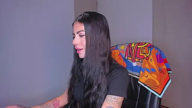 Snapshot of Lisegg_ chatting on November 24, 2025, 10:04 am Lisegg online show from November 24, 2025, 10:04 am