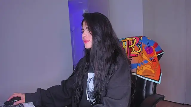 Snapshot of Lisegg_ chatting on November 18, 2025, 8:12 pm Lisegg online show from November 18, 2025, 8:12 pm