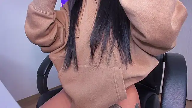 Snapshot of Lisegg_ chatting on March 11, 2025, 6:19 pm Lisegg online show from March 11, 2025, 6:19 pm