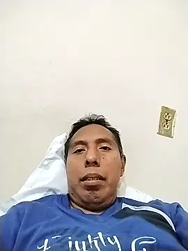 Snapshot of desnudo_Sexoxo chatting on October 30, 2025, 8:28 pm desnudo Sexoxo online show from October 30, 2025, 8:28 pm