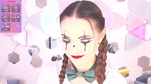 LexiKiss online show from September 27, 2025, 6:19 am