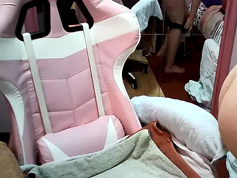 Snapshot of SexyAmanda32 chatting on February 15, 2025, 12:11 pm SexyAmanda32 online show from February 15, 2025, 12:11 pm