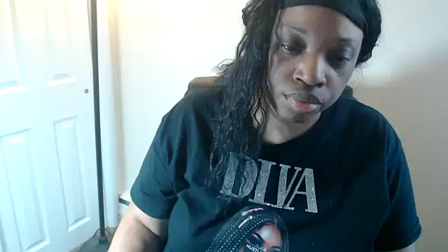 Sexymona1218 online show from April 19, 2026, 7:38 pm