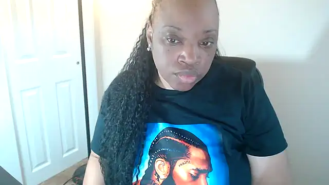 Snapshot of Sexymona1218 chatting on July 20, 2026, 10:33 am Sexymona1218 online show from July 20, 2026, 10:33 am