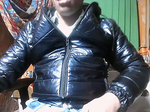 Snapshot of desiboy1101 chatting on January 19, 2025, 6:53 am desiboy1101 online show from January 19, 2025, 6:53 am