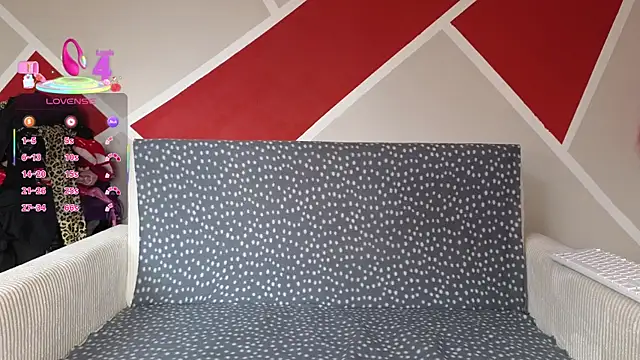 Snapshot of MIA-XXX chatting on March 14, 2025, 11:01 am MIA-XXX online show from March 14, 2025, 11:01 am