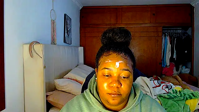 Daddys girl1 online show from October 12, 2025, 5:09 am