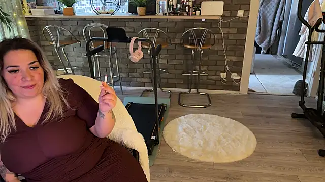 Monageil online show from March 2, 2026, 10:11 am