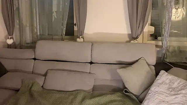 Snapshot of Monageil chatting on March 13, 2025, 3:39 pm Monageil online show from March 13, 2025, 3:39 pm