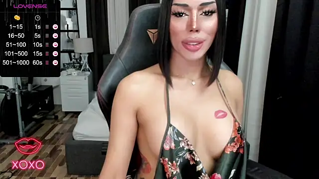 Forever MissCandace online show from March 21, 2025, 7:33 am