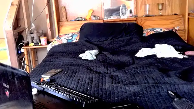 sissyvee online show from May 4, 2026, 9:39 pm