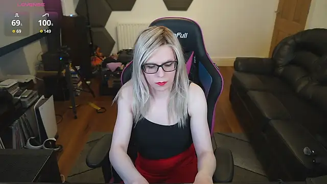 Snapshot of KelseyCobalt chatting on March 9, 2025, 9:36 pm KelseyCobalt online show from March 9, 2025, 9:36 pm