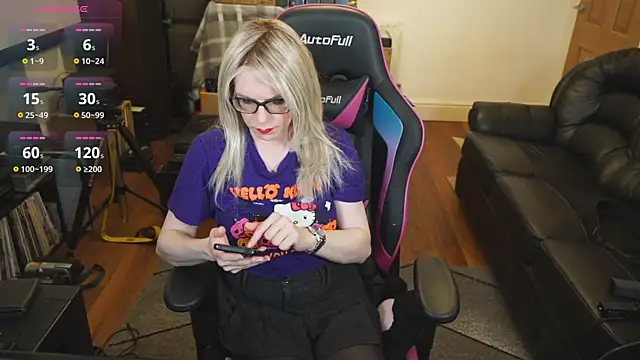 Snapshot of KelseyCobalt chatting on October 1, 2025, 8:46 pm KelseyCobalt online show from October 1, 2025, 8:46 pm